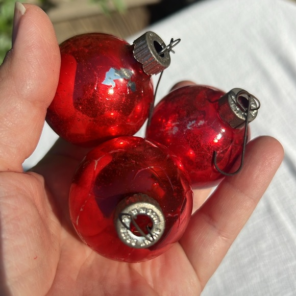 Vtg Shiny Brite Glass Christmas Tree Ornaments 12 USA made. - Picture 9 of 17